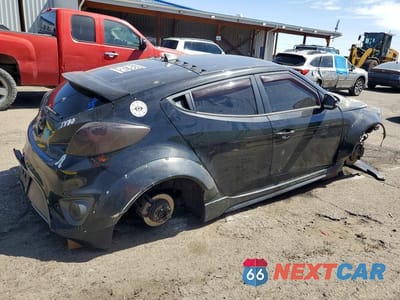 Trzecie zdjęcie samochodu z tyłu: 2016 HYUNDAI VELOSTER TURBO VIN:KMHTC6AE0GU263783 - miniatura