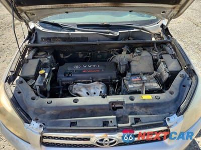 Zdjęcie 12 z 13 samochodu: 2008 TOYOTA RAV4 LIMITED VIN:JTMBD31V985206585 - miniatura