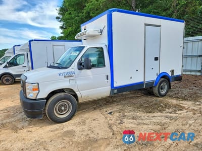 2023 FORD E350 REFRIGERATED BOX TRUCK 1FDWE3FK5PDD14750 - główne zdjęcie licytacji z USA - miniatura