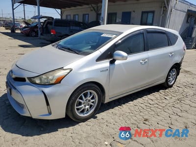 2015 TOYOTA PRIUS V THREE JTDZN3EUXFJ020801 - główne zdjęcie licytacji z USA - miniatura