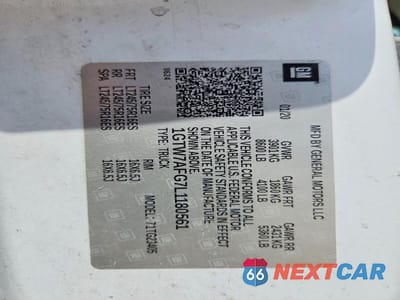 Zdjęcie 13 z 13 samochodu: 2020 GMC SAVANA 2500 CARGO DELIVERY VAN VIN:1GTW7AFG7L1180561 - miniatura