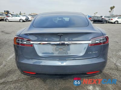 Zdjęcie 6 z 13 samochodu: 2020 TESLA MODEL S VIN:5YJSA1E24LF361632 - miniatura