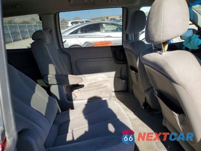 Zdjęcie 10 z 12 samochodu: 2007 HYUNDAI ENTOURAGE GLS VIN:KNDMC233576042326 - miniatura