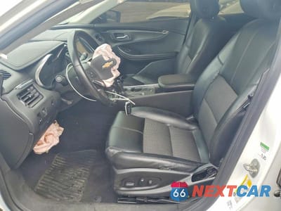 Zdjęcie 7 z 12 samochodu: 2018 CHEVROLET IMPALA LT VIN:2G1105S31J9147744 - miniatura