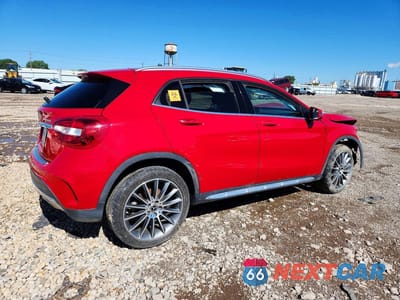 Trzecie zdjęcie samochodu z tyłu: 2018 MERCEDES-BENZ GLA 250 4MATIC VIN:WDCTG4GB5JJ474605 - miniatura