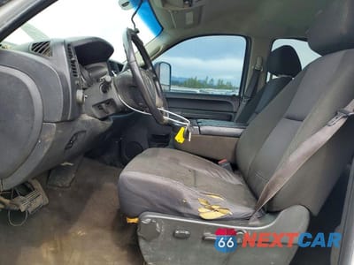 Zdjęcie 7 z 12 samochodu: 2011 CHEVROLET SILVERADO K3500 LT VIN:1GC4K0C81BF243569 - miniatura