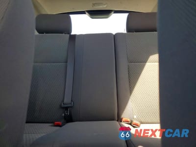 Zdjęcie 10 z 13 samochodu: 2006 TOYOTA COROLLA MATRIX XR VIN:2T1KR32E06C622315 - miniatura