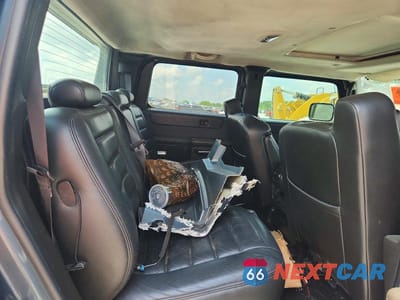Zdjęcie 11 z 13 samochodu: 2005 HUMMER H2 SUT VIN:5GRGN22U95H112542 - miniatura