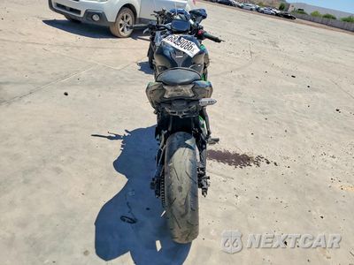 Czwarte zdjęcie samochodu z boku: 2025 KAWASAKI ER650 N VIN:ML5EREN12SDAF6813 - miniatura