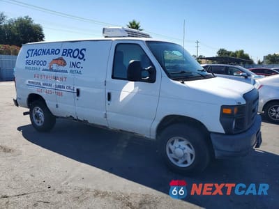 Czwarte zdjęcie samochodu z boku: 2013 FORD ECONOLINE E250 VAN VIN:1FTNE2EL8DDA07279 - miniatura