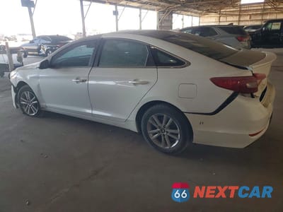 Drugie zdjęcie samochodu z przodu: 2016 HYUNDAI SONATA SE VIN:5NPE24AF4GH359391 - miniatura