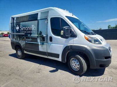 Czwarte zdjęcie samochodu z boku: 2019 RAM PROMASTER 1500 DELIVERY VAN VIN:3C6TRVBG1KE556488 - miniatura