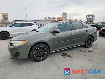 2012 TOYOTA CAMRY HYBRID XLE 4T1BD1FK7CU034120 - główne zdjęcie licytacji z USA - miniatura