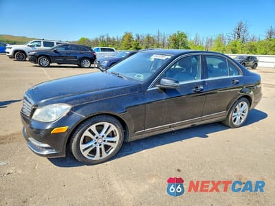 2013 MERCEDES-BENZ C 250 WDDGF4HB5DR273078 - główne zdjęcie licytacji z USA - miniatura