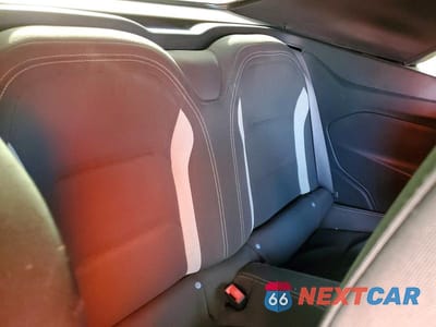 Zdjęcie 10 z 12 samochodu: 2017 CHEVROLET CAMARO LT VIN:1G1FB3DX3H0149939 - miniatura