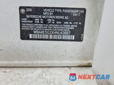 Zdjęcie 13 z 13 samochodu: 2017 BMW 320 XI VIN:WBA8E5G3XHNU43897 - miniatura