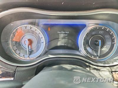 Zdjęcie 9 z 13 samochodu: 2018 CHRYSLER 300 LIMITED VIN:2C3CCAEG7JH319848 - miniatura