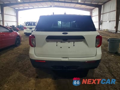 Zdjęcie 6 z 13 samochodu: 2024 FORD EXPLORER POLICE INTERCEPTOR VIN:1FM5K8AC2RGA67318 - miniatura