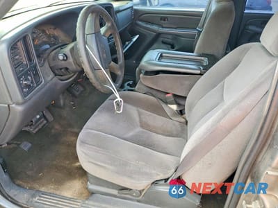 Zdjęcie 7 z 12 samochodu: 2007 GMC NEW SIERRA C1500 CLASSIC VIN:2GTEC13VX71178538 - miniatura