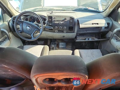 Zdjęcie 8 z 12 samochodu: 2008 CHEVROLET SILVERADO K3500 VIN:1GCHK39K08E191002 - miniatura