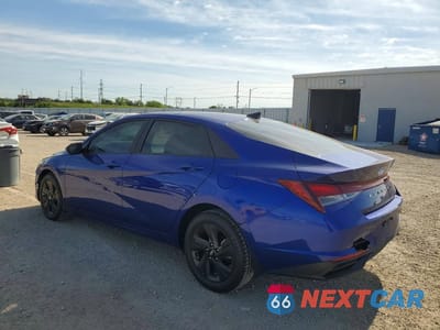 Drugie zdjęcie samochodu z przodu: 2023 HYUNDAI ELANTRA SEL VIN:KMHLM4AG1PU621170 - miniatura