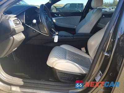 Zdjęcie 7 z 12 samochodu: 2024 GENESIS G70 3.3T SPORT ADVANCED VIN:KMTG54SE0RU137950 - miniatura