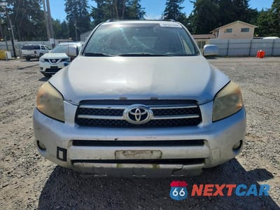 Piąte zdjęcie samochodu w środku: 2008 TOYOTA RAV4 LIMITED VIN:JTMBD31V985206585 - miniatura
