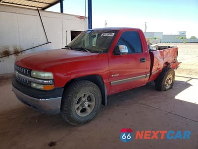 1999 CHEVROLET SILVERADO K1500 1GCEK14T3XZ136462 - główne zdjęcie licytacji z USA - miniatura