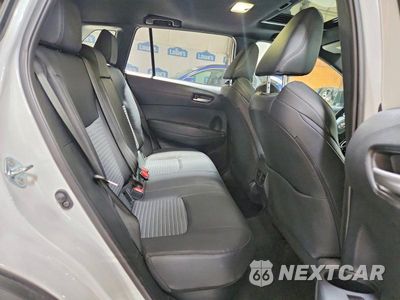 Zdjęcie 11 z 13 samochodu: 2024 TOYOTA COROLLA CROSS HYBRID XSE VIN:7MUFBABG4RV052610 - miniatura