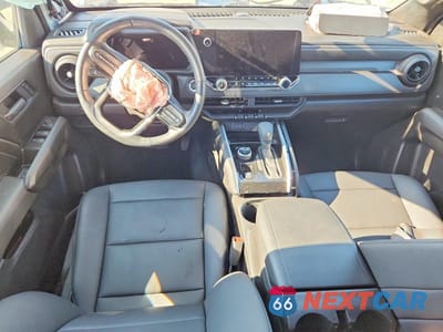 Zdjęcie 8 z 12 samochodu: 2026 CHEVROLET COLORADO TRAIL BOSS VIN:1GCPTEEK1T1108994 - miniatura
