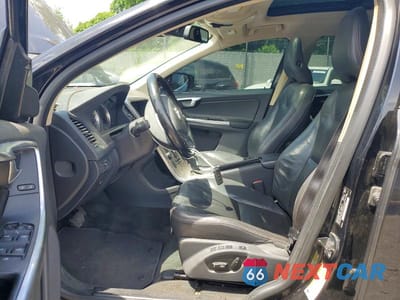 Zdjęcie 7 z 14 samochodu: 2012 VOLVO XC60 T6 VIN:YV4902DZ2C2296513 - miniatura