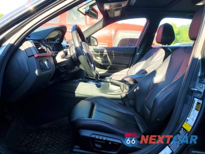 Zdjęcie 7 z 12 samochodu: 2015 BMW 328 XI VIN:WBA3B3G51FNR88683 - miniatura