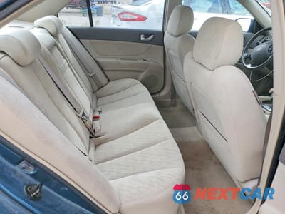 Zdjęcie 9 z 11 samochodu: 2006 HYUNDAI SONATA GL VIN:KMHET46C46A074638 - miniatura