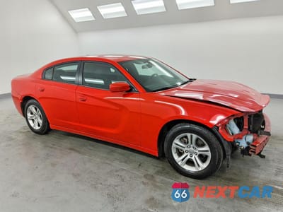 Czwarte zdjęcie samochodu z boku: 2022 DODGE CHARGER SXT VIN:2C3CDXBG8NH219459 - miniatura