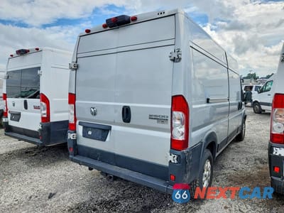 Trzecie zdjęcie samochodu z tyłu: 2023 RAM PROMASTER 2500 DELIVERY VAN VIN:3C6LRVDG8PE551941 - miniatura