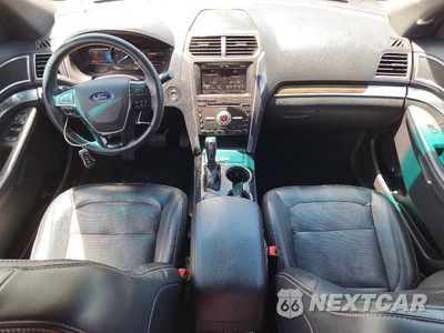 Zdjęcie 8 z 14 samochodu: 2016 FORD EXPLORER LIMITED VIN:1FM5K8F8XGGB96571 - miniatura