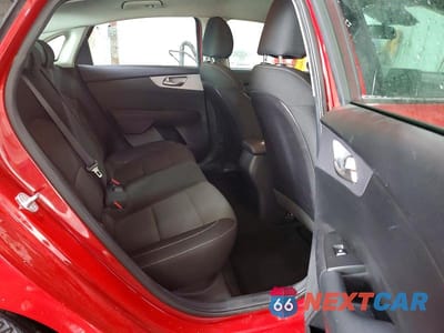 Zdjęcie 10 z 13 samochodu: 2022 KIA FORTE LXS VIN:3KPF24AD2NE417888 - miniatura