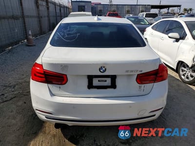Zdjęcie 6 z 12 samochodu: 2017 BMW 330E VIN:WBA8E1C32HA159282 - miniatura