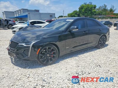 2021 CADILLAC CT4-V 1G6DD5RL4M0128427 - główne zdjęcie licytacji z USA - miniatura