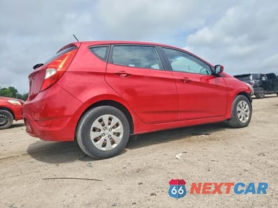 Trzecie zdjęcie samochodu z tyłu: 2016 HYUNDAI ACCENT SE VIN:KMHCT5AE3GU253078 - miniatura