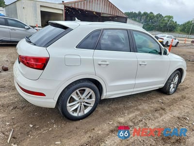 Trzecie zdjęcie samochodu z tyłu: 2016 AUDI Q3 PREMIUM PLUS VIN:WA1BFCFS5GR006989 - miniatura