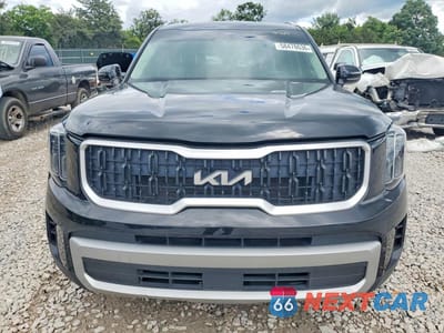 Piąte zdjęcie samochodu w środku: 2023 KIA TELLURIDE LX VIN:5XYP34GC3PG357898 - miniatura