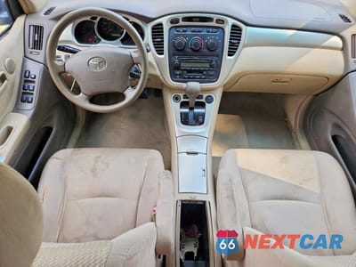 Zdjęcie 8 z 13 samochodu: 2004 TOYOTA HIGHLANDER BASE VIN:JTEEP21A240006677 - miniatura