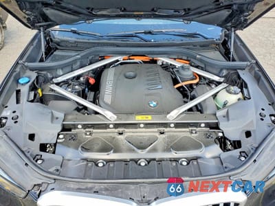 Zdjęcie 12 z 13 samochodu: 2026 BMW X5 XDRIVE50E VIN:5UX43EU09T9186801 - miniatura