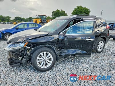 2018 NISSAN ROGUE S 5N1AT2MT4JC852262 - główne zdjęcie licytacji z USA - miniatura