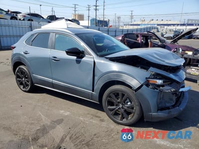 Czwarte zdjęcie samochodu z boku: 2022 MAZDA CX-30 PREFERRED VIN:3MVDMBCL4NM446873 - miniatura