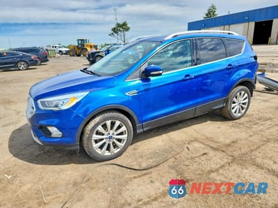 2017 FORD ESCAPE TITANIUM 1FMCU0JD3HUE05630 - główne zdjęcie licytacji z USA - miniatura