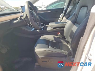 Zdjęcie 7 z 12 samochodu: 2024 TESLA MODEL Y VIN:7SAYGDED1RF093999 - miniatura