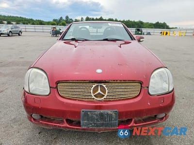 Piąte zdjęcie samochodu w środku: 2001 MERCEDES-BENZ SLK 320 VIN:WDBKK65F21F205352 - miniatura