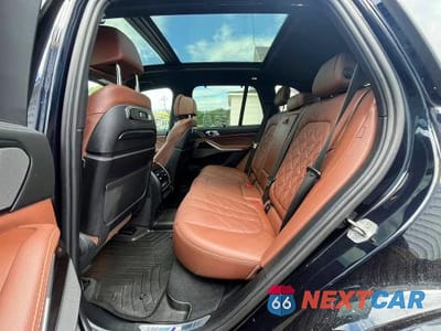 Zdjęcie 9 z 15 samochodu: 2024 BMW X5 XDRIVE40I VIN:5UX23EU00R9S41300 - miniatura